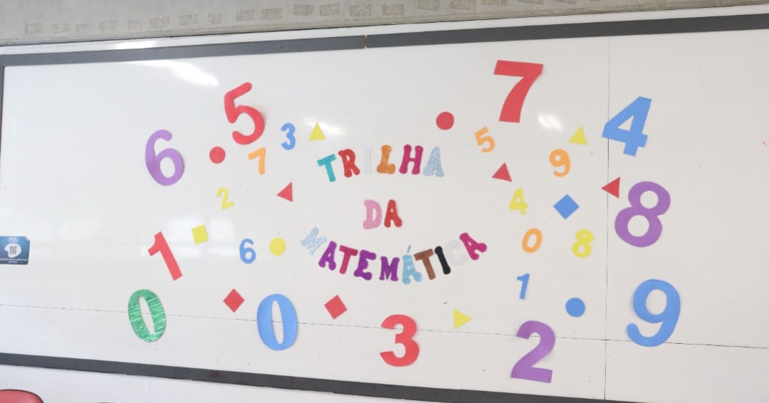 EDUCAÇÃO E LICENCIATURA8