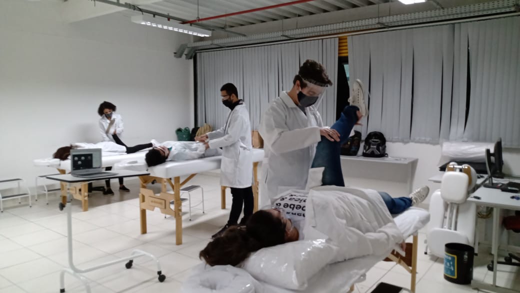 aula_prática_covid_cuidados_pandemia_saude_enfermagem (3)-2
