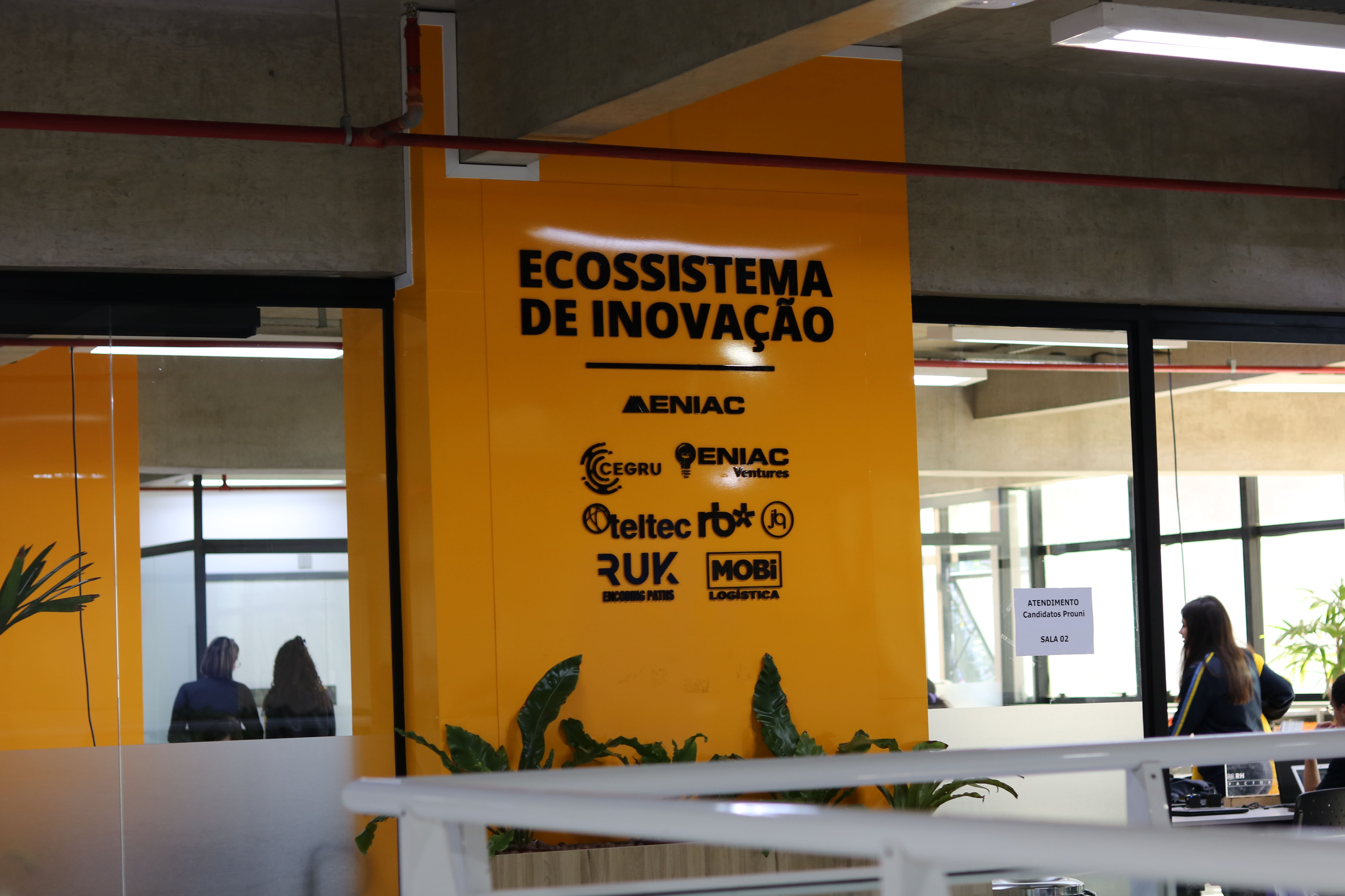 Estrutura ENIAC